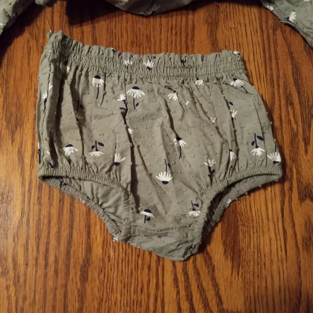 NWT 100% Cotton Sage Green Floral Baby Set Cottagecore Prairiecore Retro Photos